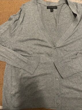 Gray Banana Republic v neck cardigan